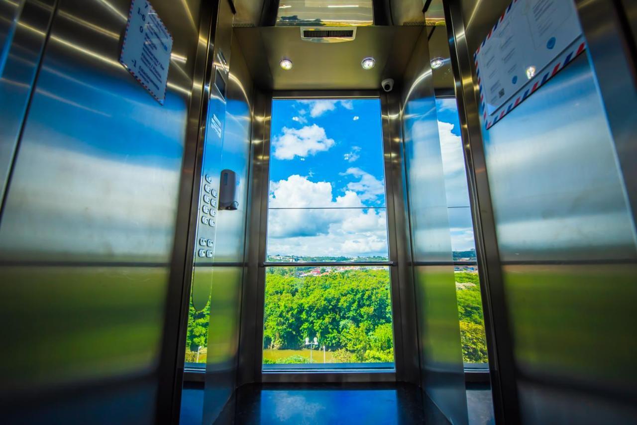 ไอบิส สไตล์ โซโรกาบา ซานตาโรซาเลีย Hotel ภายนอก รูปภาพ