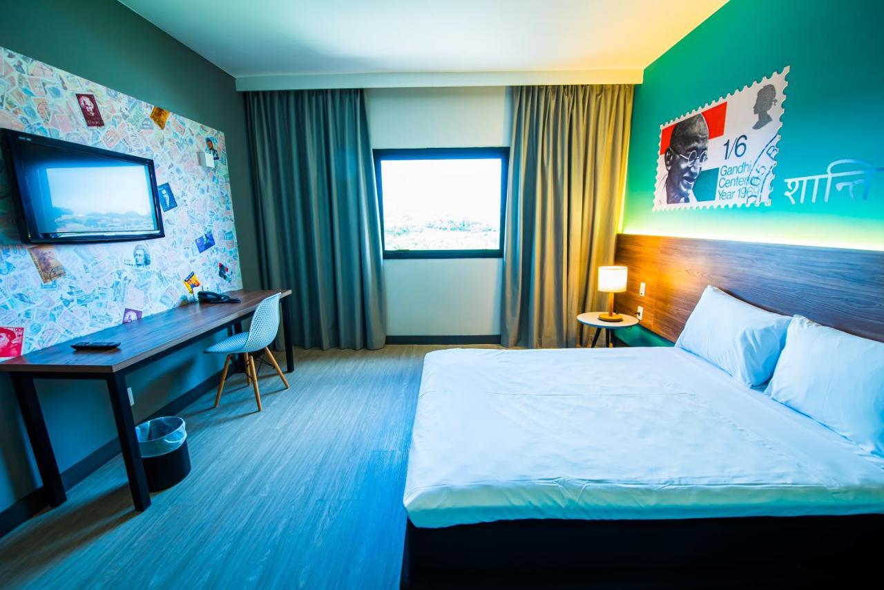 ไอบิส สไตล์ โซโรกาบา ซานตาโรซาเลีย Hotel ภายนอก รูปภาพ
