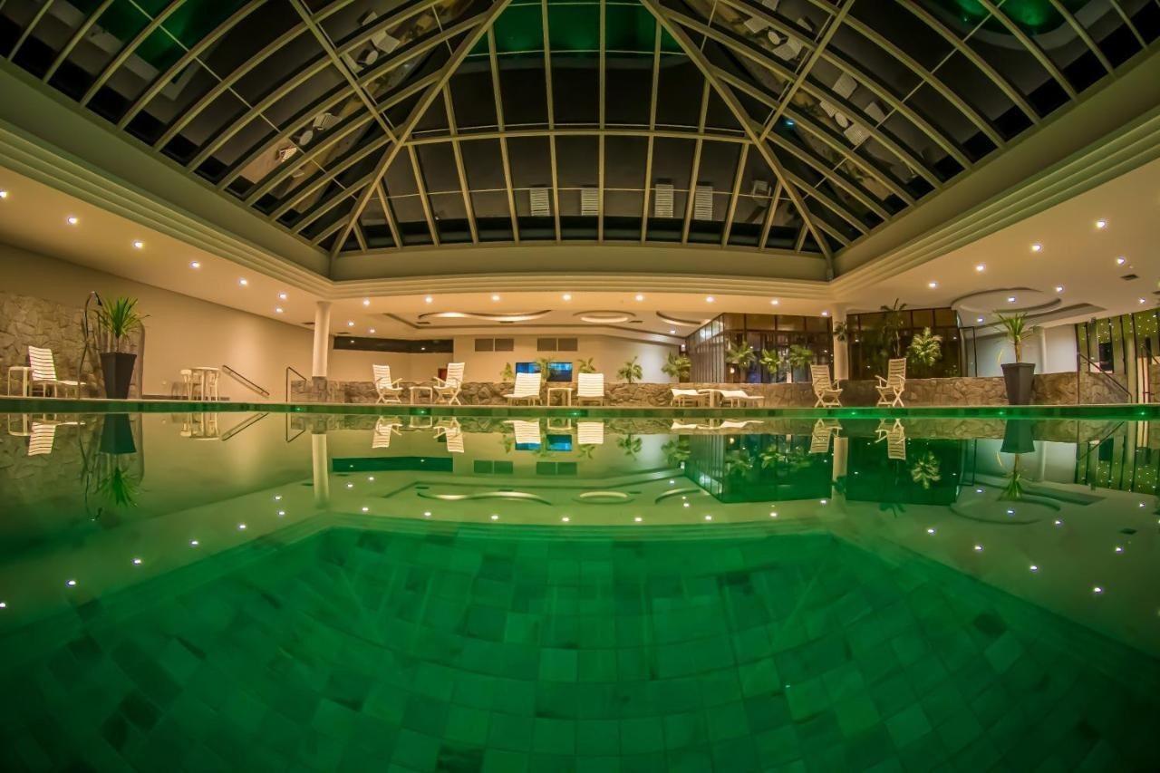 ไอบิส สไตล์ โซโรกาบา ซานตาโรซาเลีย Hotel ภายนอก รูปภาพ
