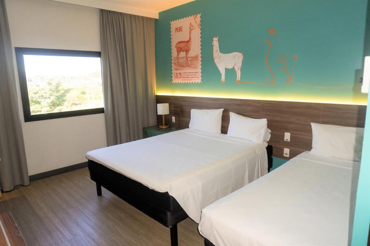 ไอบิส สไตล์ โซโรกาบา ซานตาโรซาเลีย Hotel ภายนอก รูปภาพ